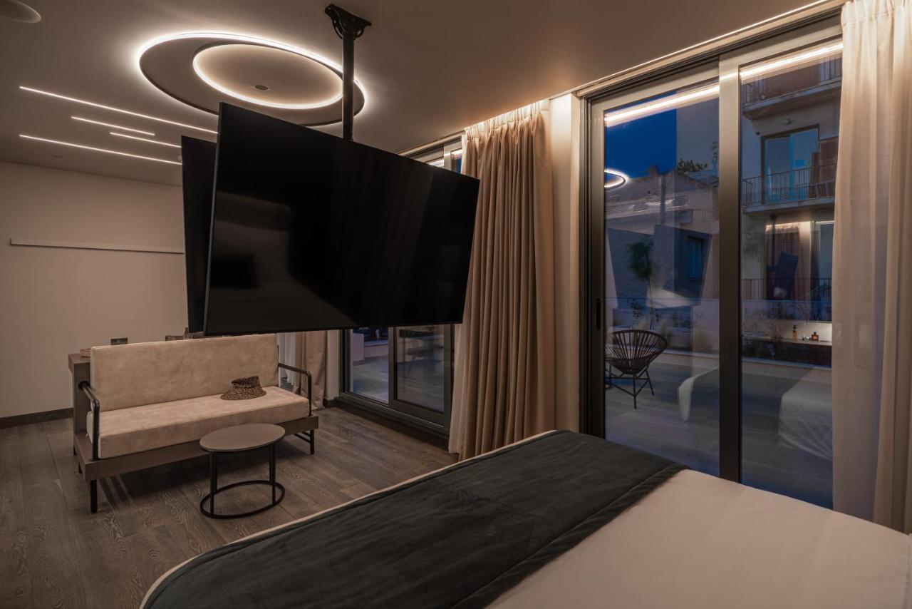 Hellenic Vibes Smart Hotel 5*