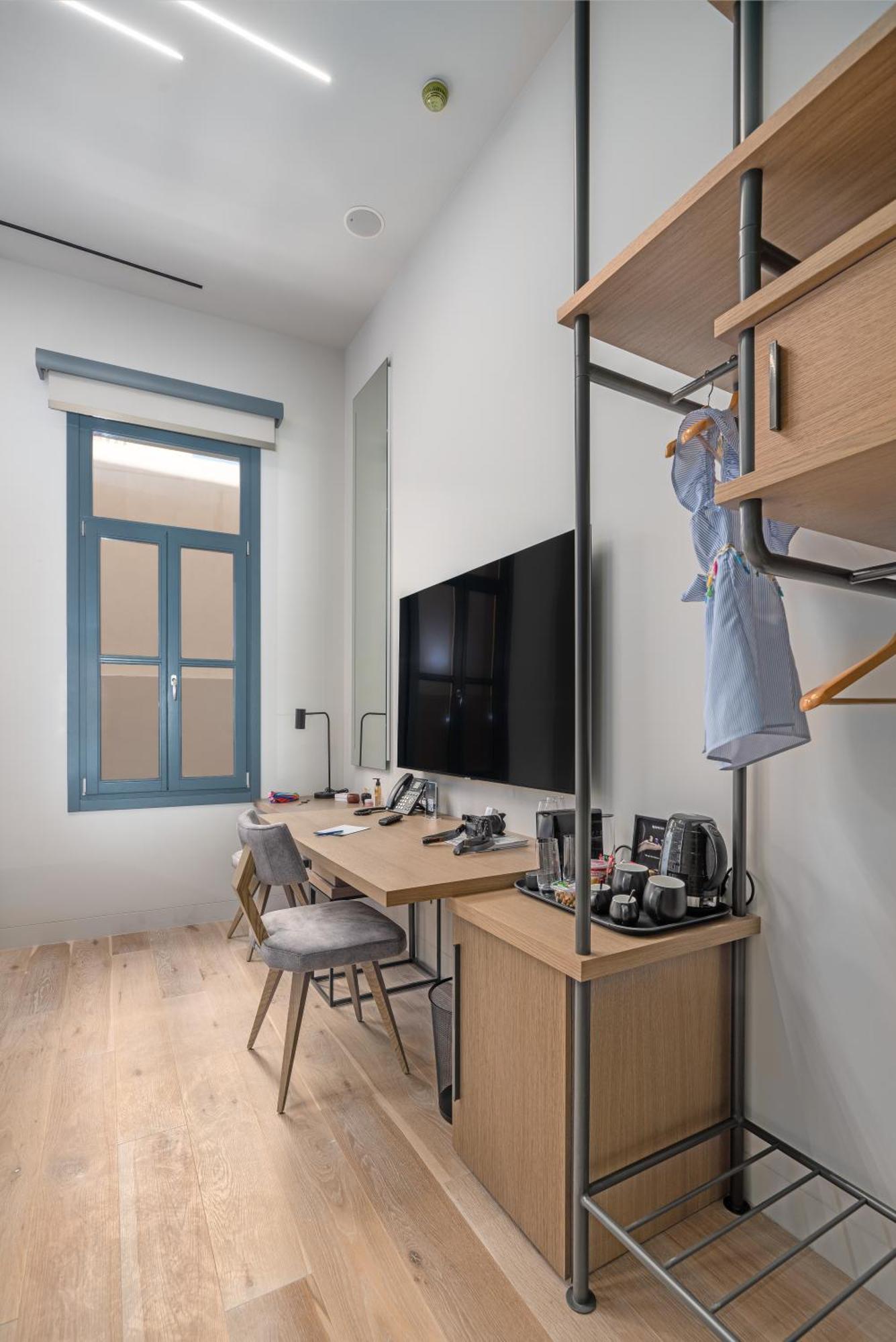 Hellenic Vibes Smart Hotel 5*